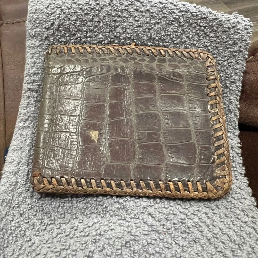 Vintage Alligator Crocodile Leather Bifold Wallet Brown Whipstitch Western Mens